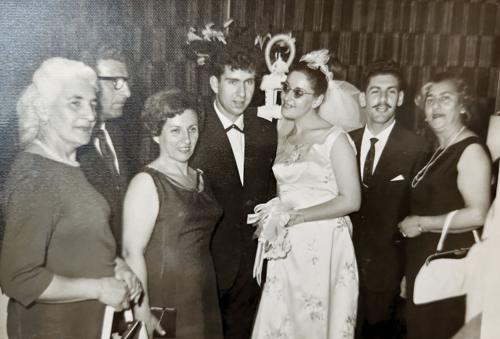 Carmela (Mano) & Pessah (Paul) Z"L Weissman, 30/04/1964
