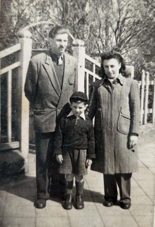 Sylvia (Rosenblum) & Shmuel (Sami)  Weissman - Z"L